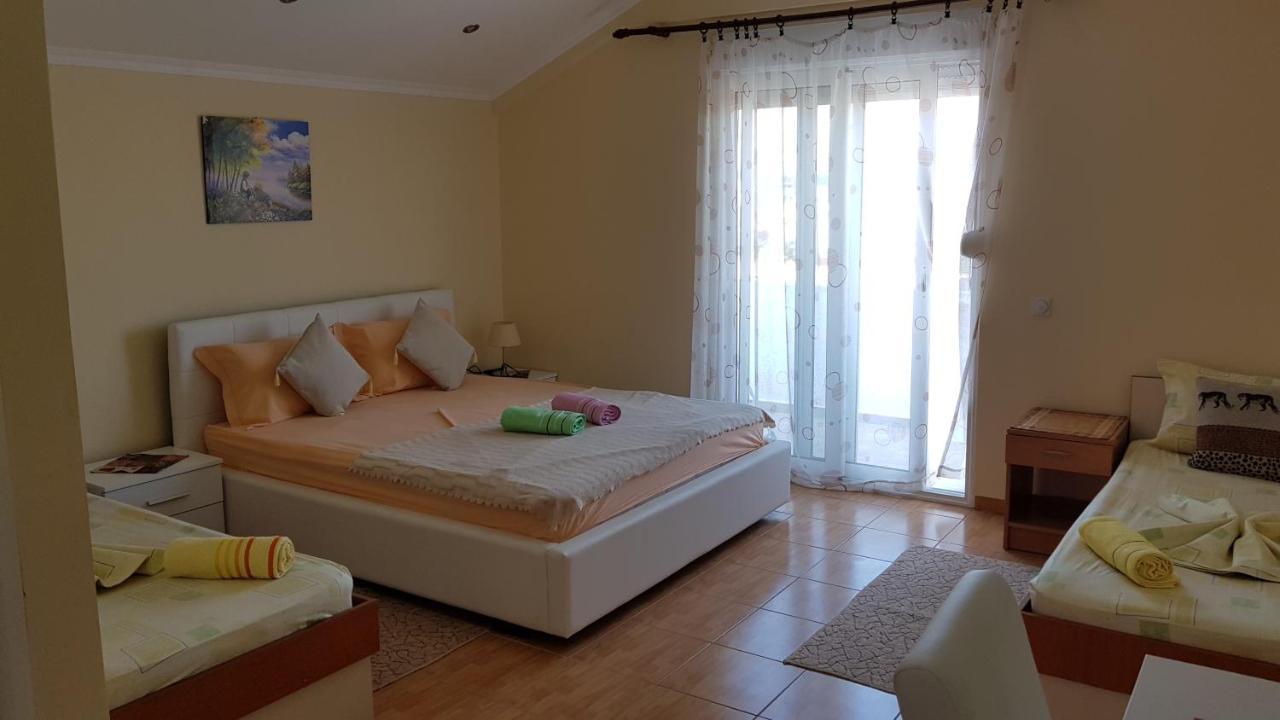 Apartments Belmare Ulcinj Exteriör bild