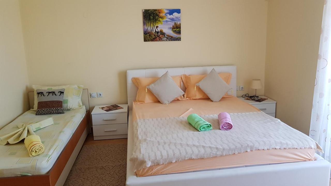 Apartments Belmare Ulcinj Exteriör bild
